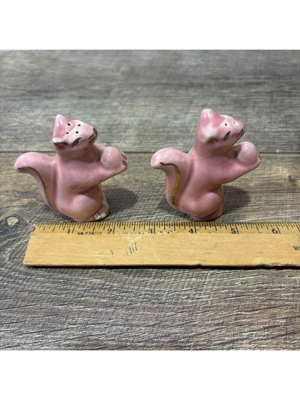 Vintage Pink & Gold Squirrels With Nut Salt And Pepper Shakers